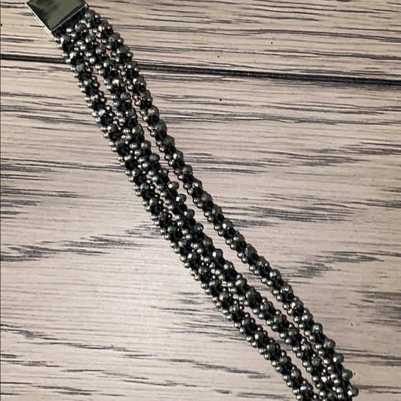 Beautiful bracelet with silver & black glass beads - Picture 4 of 7